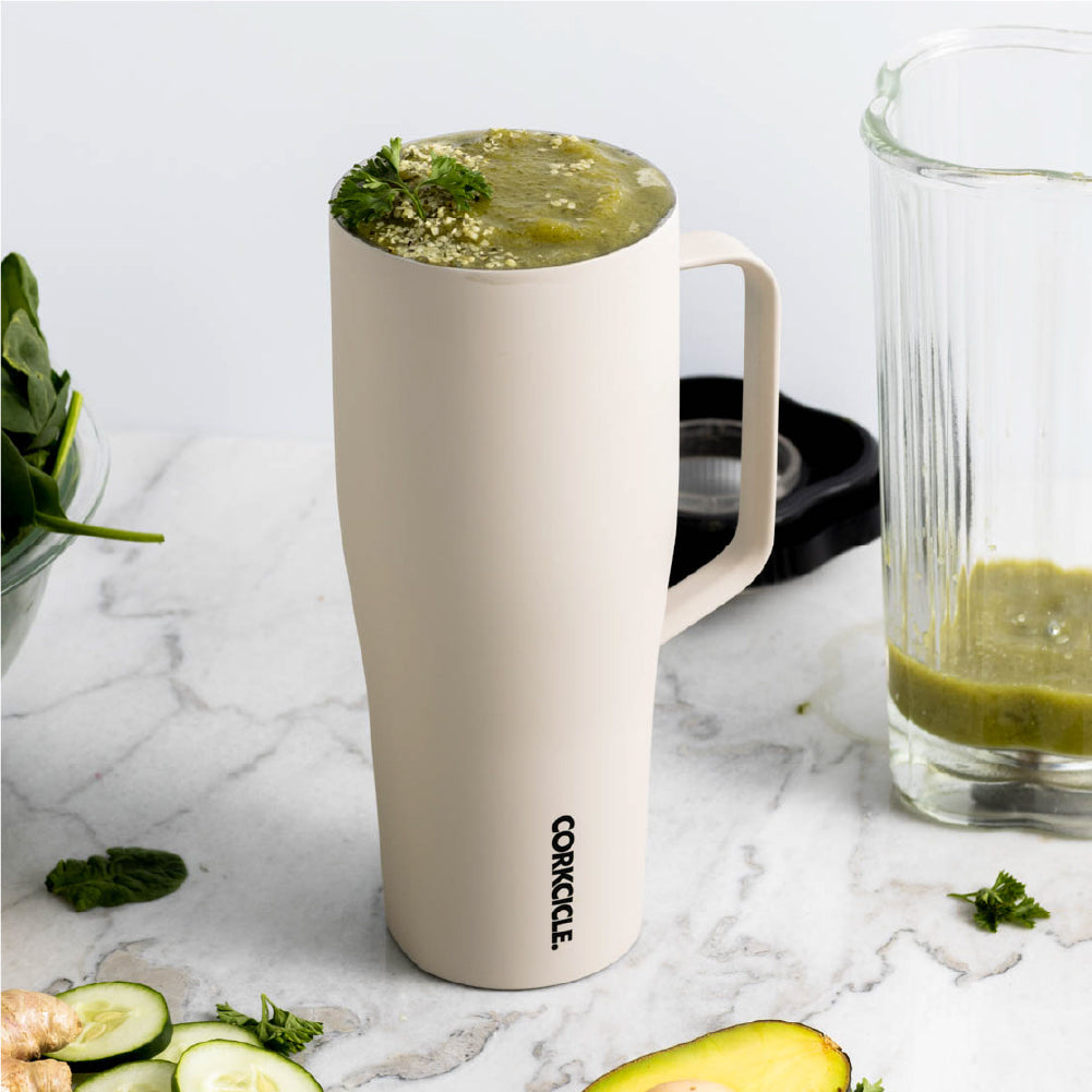 cold-cup-xl-f4 588f4a27c4cf--2230CLT-lifestyle.jpg