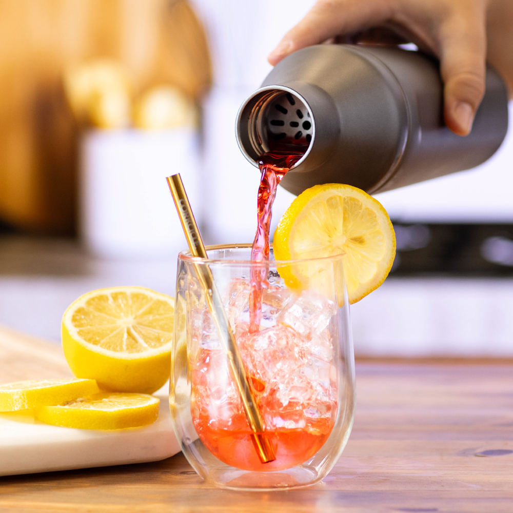 cocktail-shaker-lid-g5 Cocktail_Shaker_lifestyle_1_0f873eef-26b9-477a-b301-4dde25c00201.png