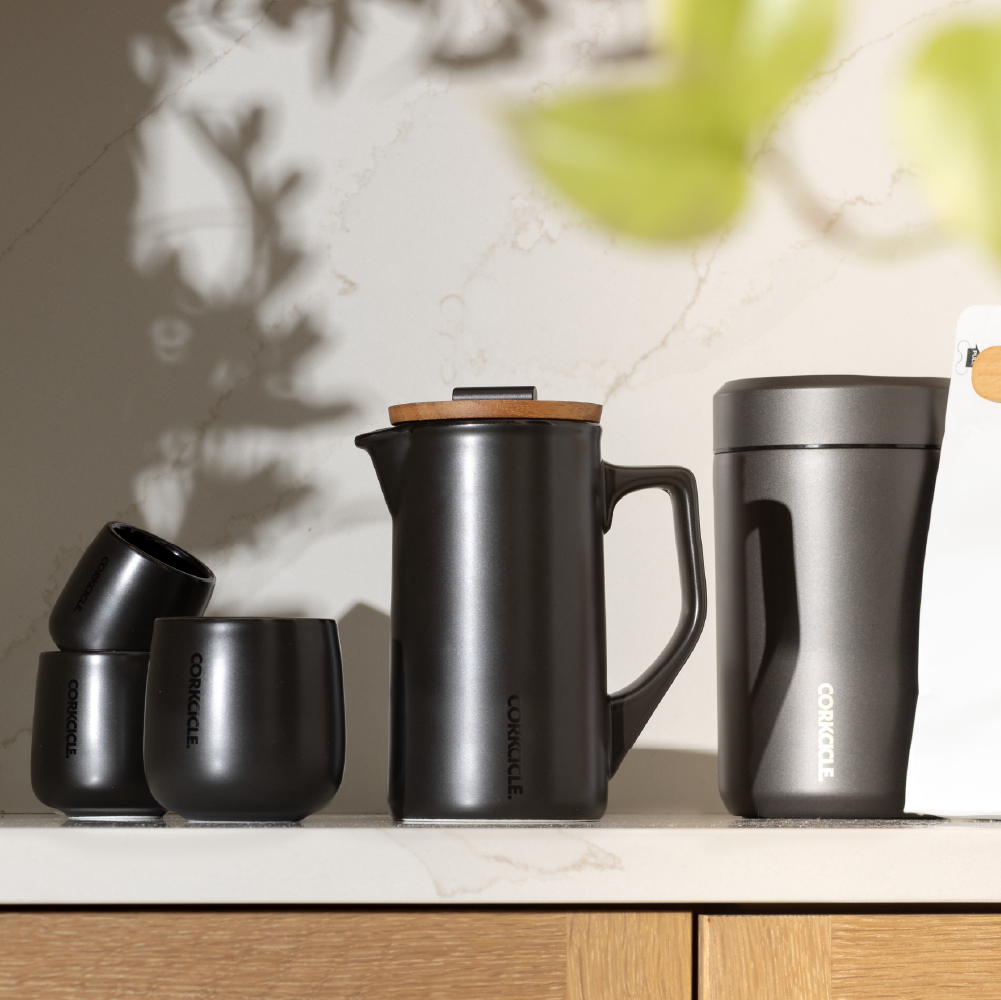 ceramic-french-press-q7 FP_Lifestyle2.png